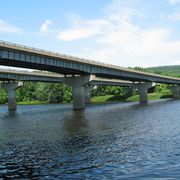steel girder bridge