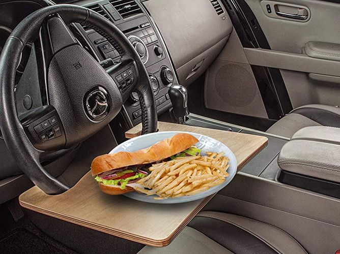 This Steering Wheel Tray Lets You Eat Comfortably in Your Car as