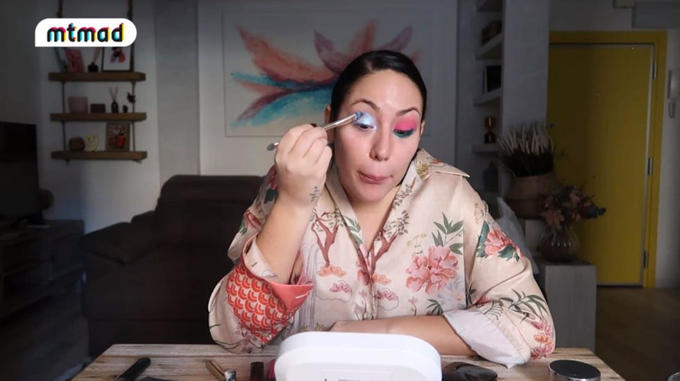 steisy comparte sus secretos para un maquillaje barato, hasta con harina