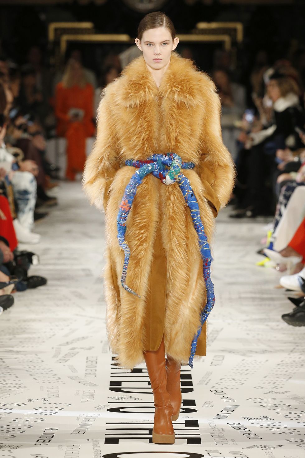 Stella McCartney : Runway - Paris Fashion Week Womenswear Fall/Winter 2019/2020