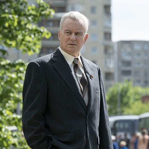 Suit, White-collar worker, Businessperson, Formal wear, Outerwear, Blazer, Tuxedo, Official, 