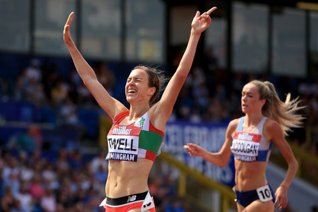 female runners ban from 5k