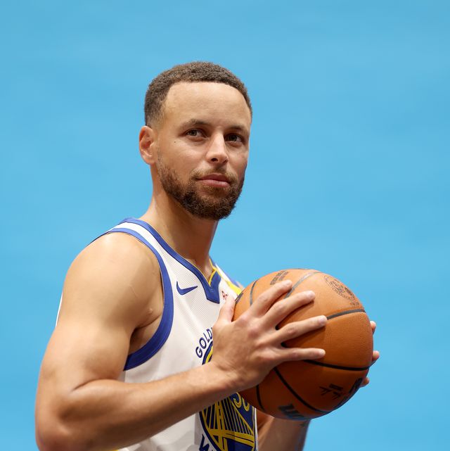 Stephen Curry: Biography, NBA Player, Golden State Warriors Guard