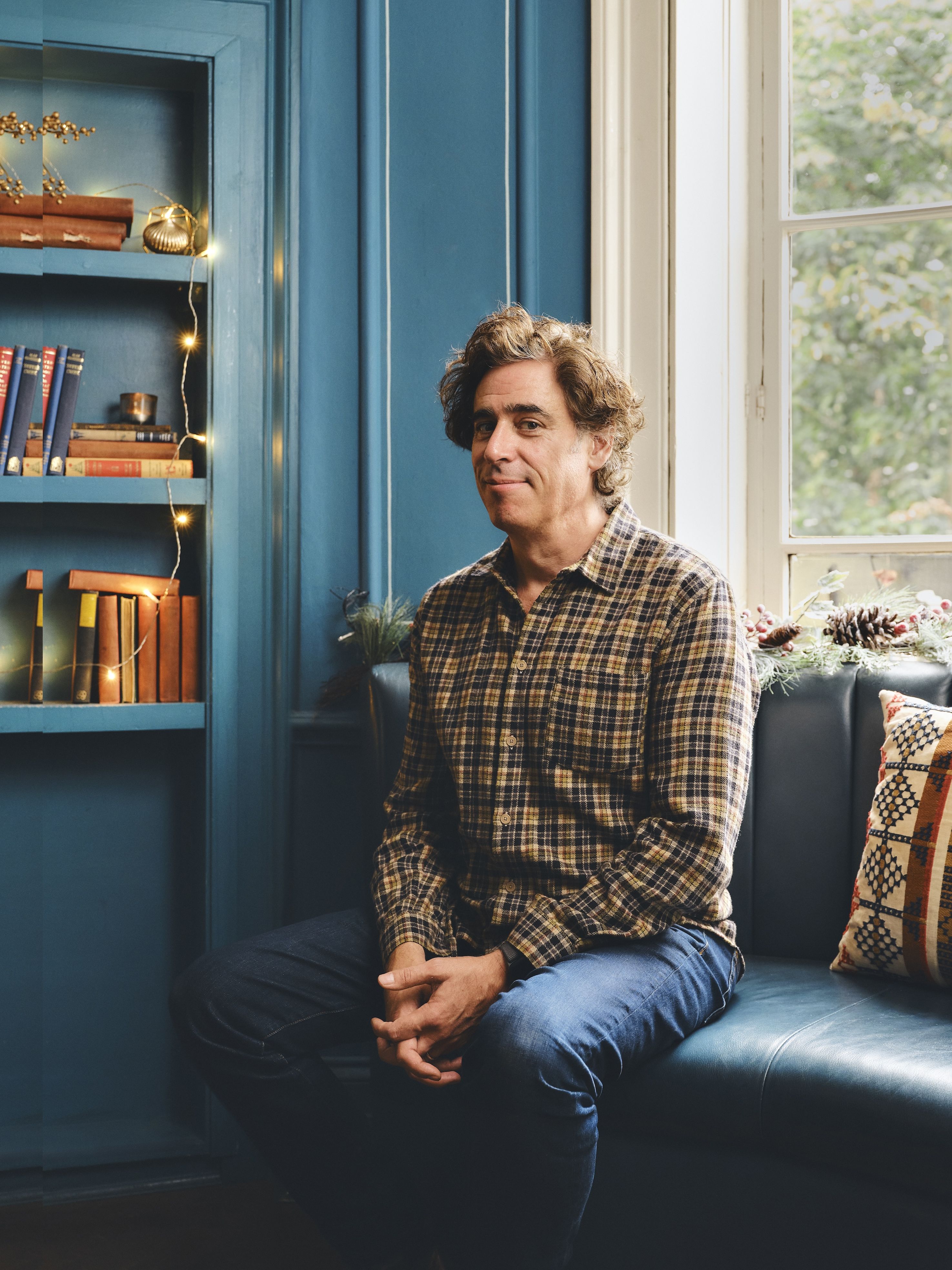 stephen mangan