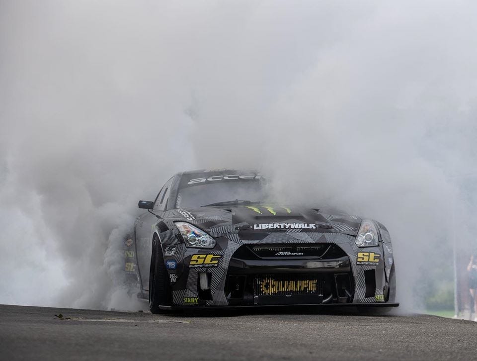 Turbo V-8-Swapped Nissan GT-R Drift Car Shreds Some Tires