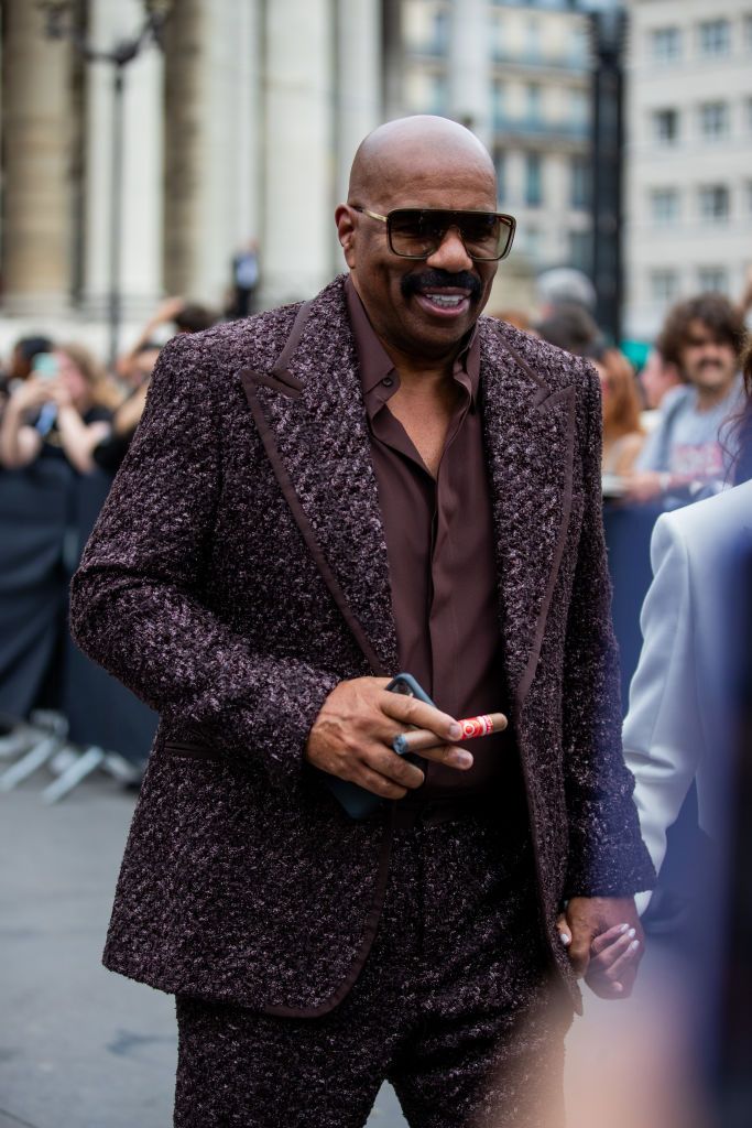 Steve harvey new hot sale years outfit