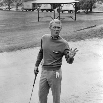 vintage celebs playing sports   steve mcqueen in 'the thomas crown affair'