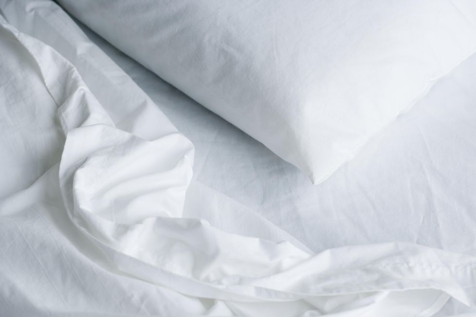 when to replace your pillow