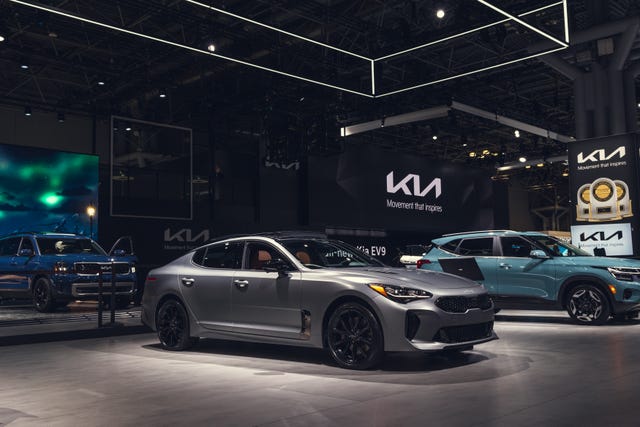 2023 kia stinger tribute edition