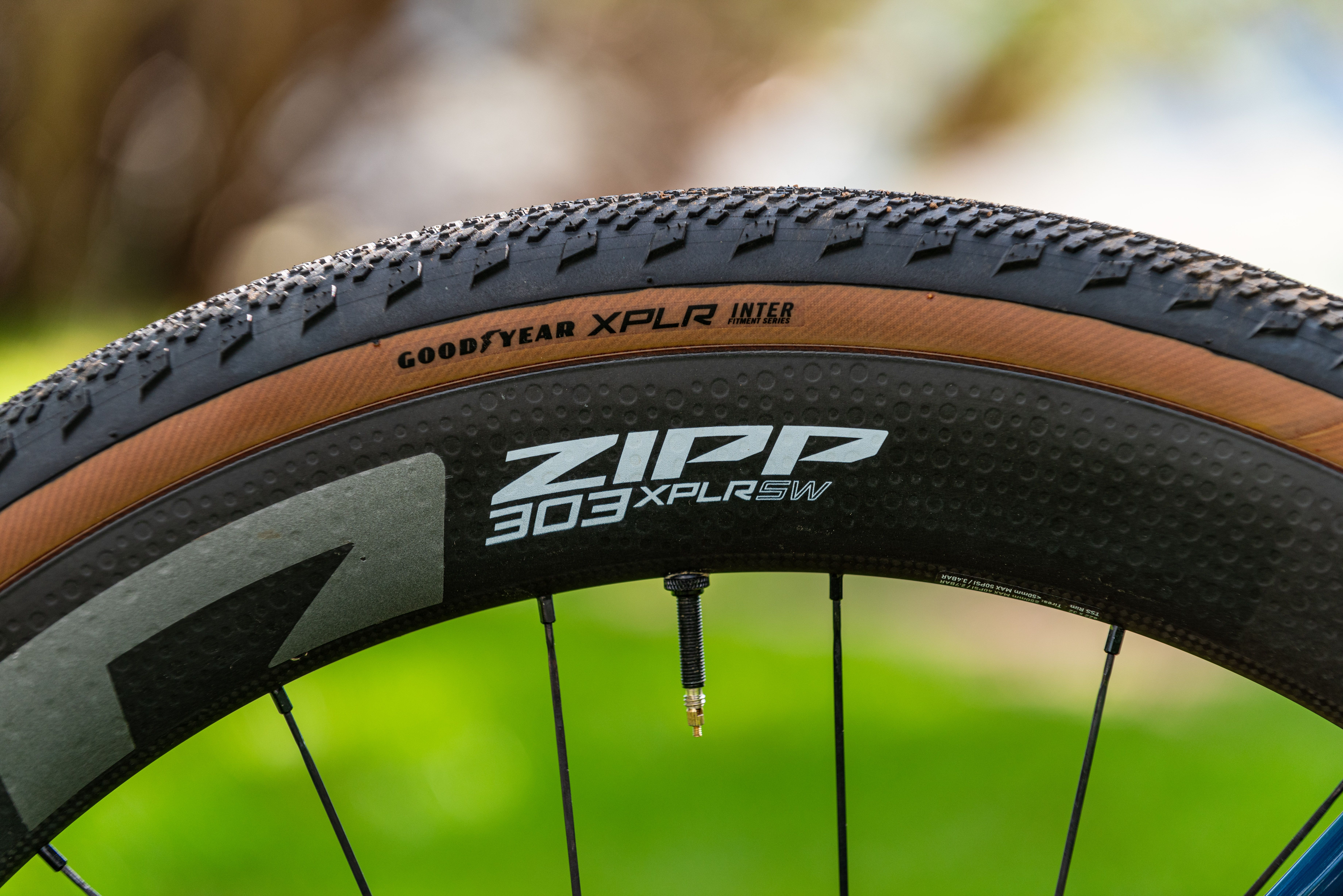 Zipp 303 XPLR SW Review Best Gravel Wheels 2024