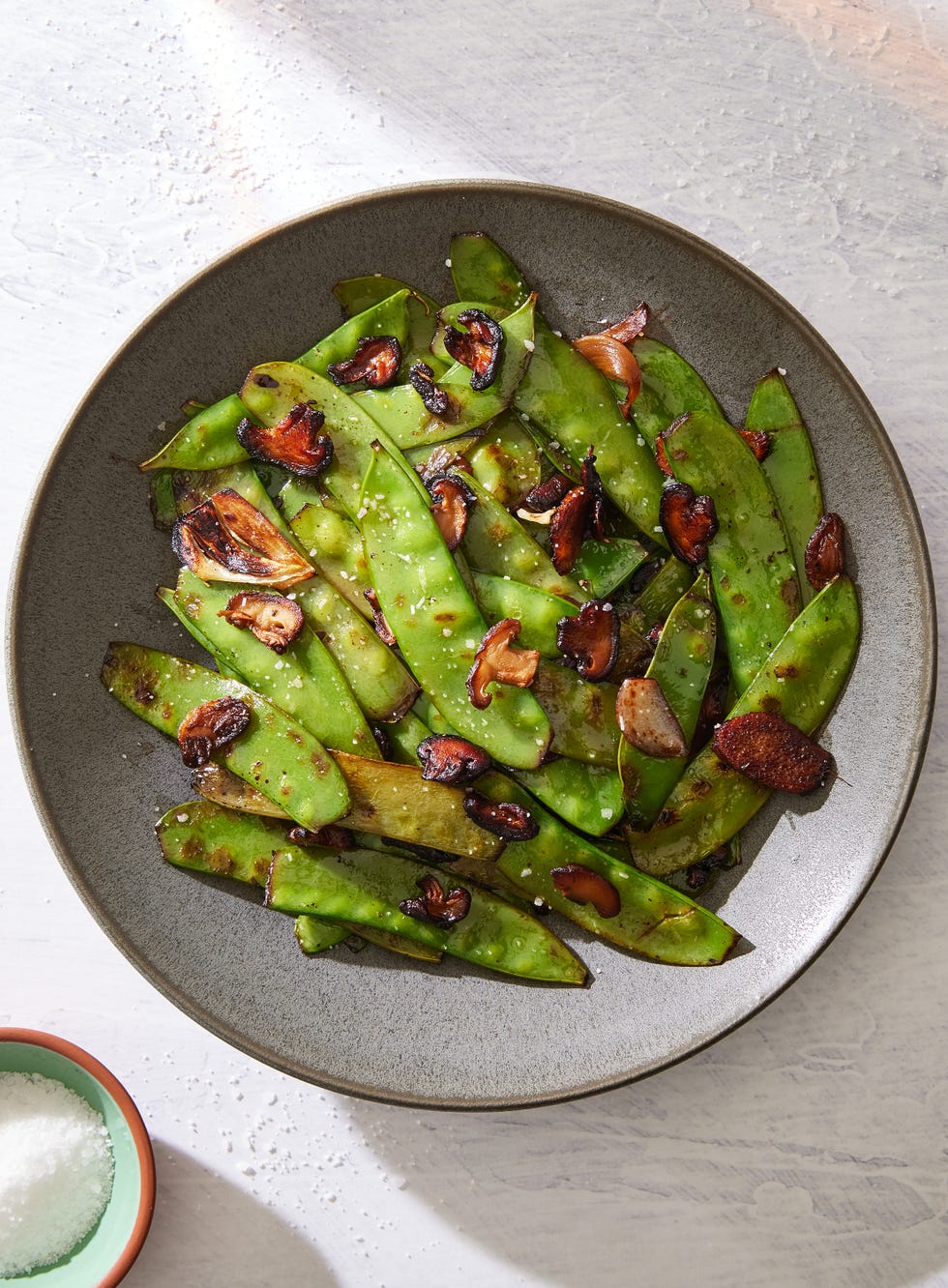 stir fried snow peas and shitake mushrooms