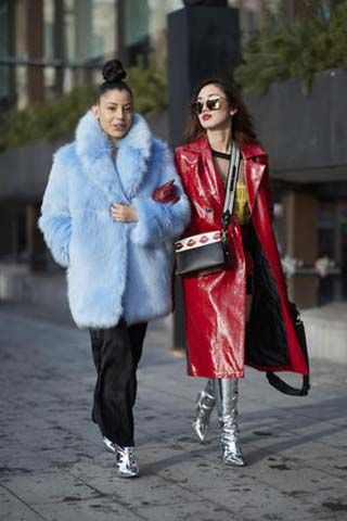 Street fashion, Clothing, Fashion, Snapshot, Outerwear, Footwear, Coat, Walking, Fur, Shoe, 