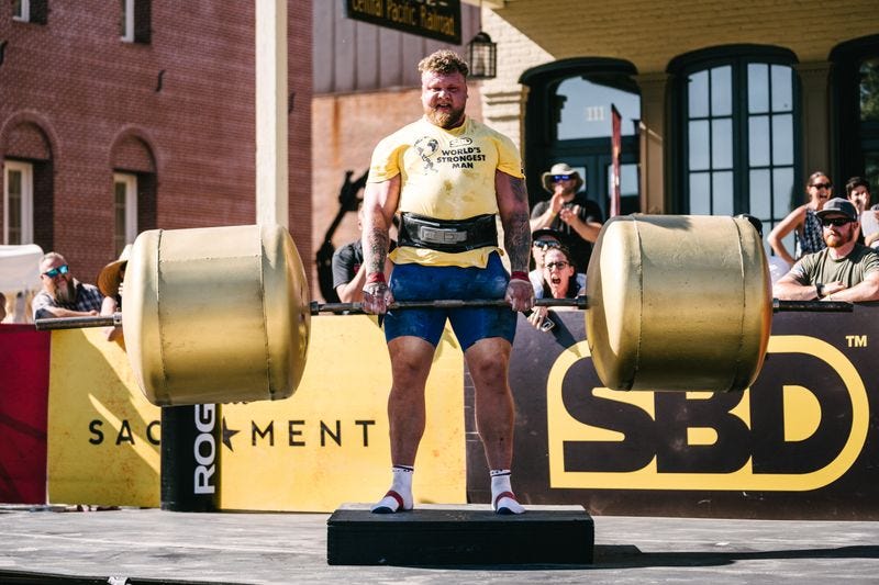 Scot Tom Stoltman retains World's Strongest Man title - BBC News