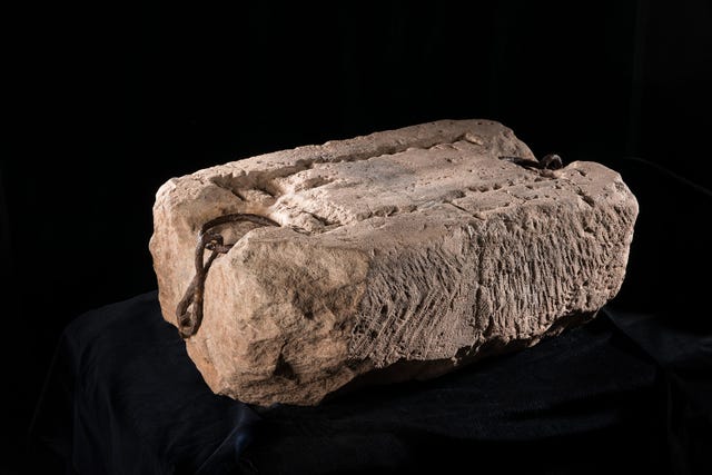 stone of destiny also known as the stone of scone, and often referred to in england as the coronation stone oblong block of red sandstone that was used for centuries in the coronation of the monarchs of scotland, and later the monarchs of england and the kingdom of great britain historically, the artefact was kept at the now ruined scone abbey in scone, near perth, scotland about 26 inches 660mm by 1675 inches 425mm by 105 inches 270mm and its weight approximately 336 pounds 152 kg currently kept and displayed in edinburgh castle, edinburgh