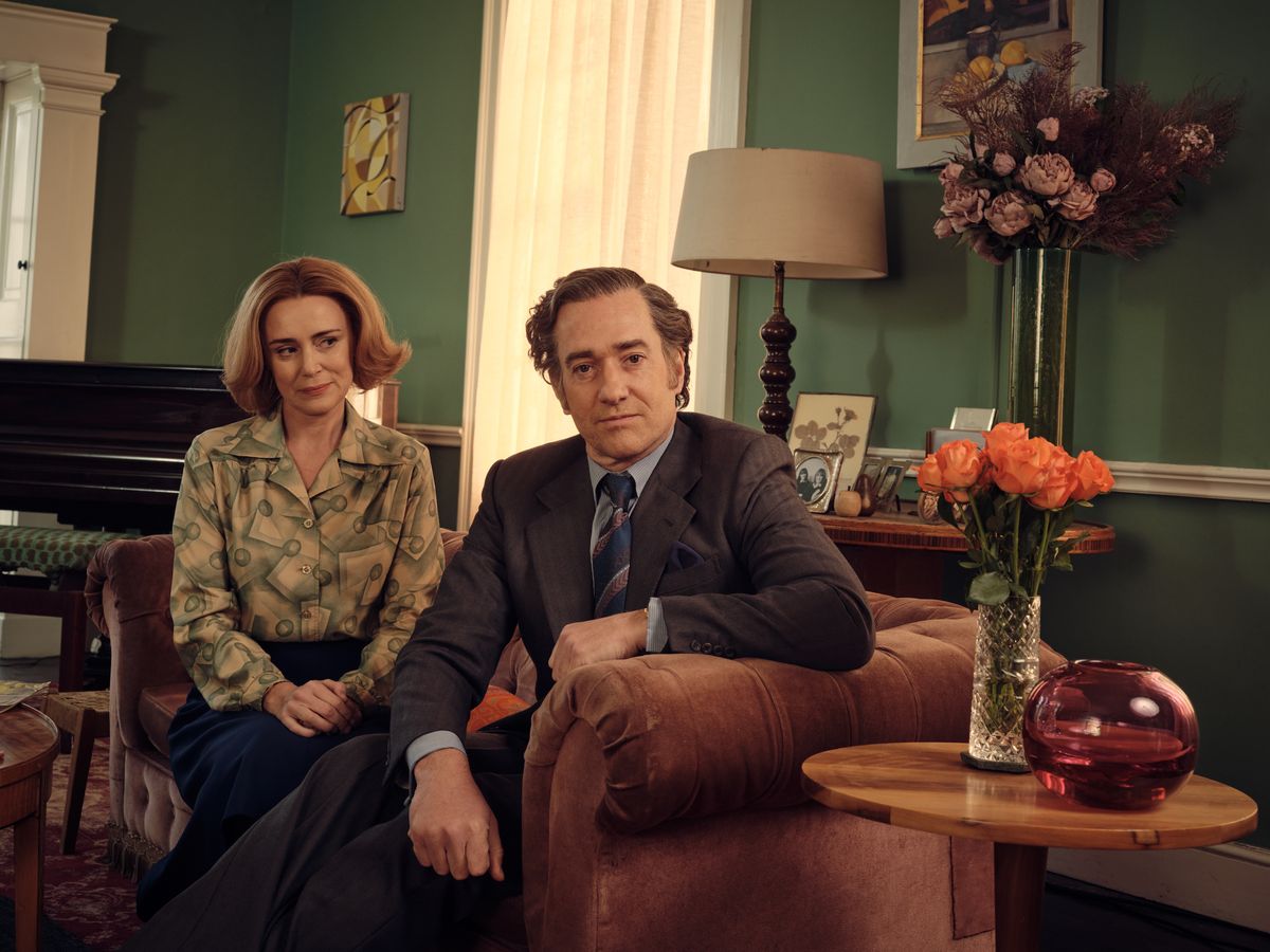 snowed in productions and clearwood films foritv1stonehousepictured matthew macfadyen as john stonehouse and keeley hawes as barbara stonehousethis photograph must not be syndicated to any other company, publication or website, or permanently archived, without the express written permission of itv picture desk full terms and conditions are available on wwwitvcompresscentreitvpicturesterms