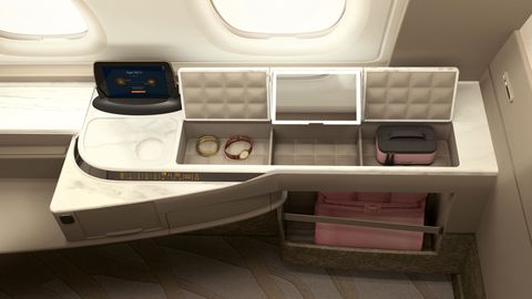 Singapore Airlines first class suite