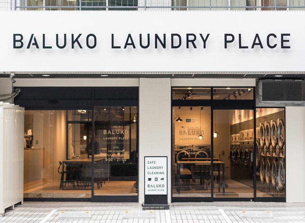 日本爆紅 BALUKO「洗衣咖啡館」！超迷人的複合式空間，不再呆坐自助洗衣機前發呆！