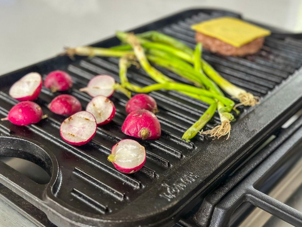 Lodge Chef Collection Cast-Iron Double Burner Reversible Grill + Griddle