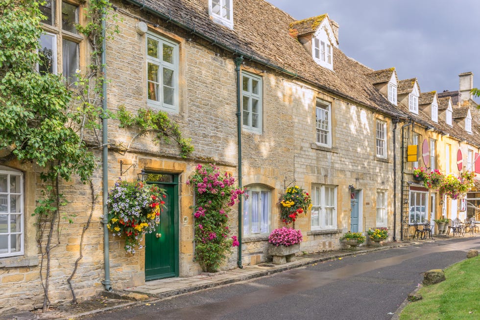 We visit Cotswold village dubbed 'most beautiful in England' -  Gloucestershire Live