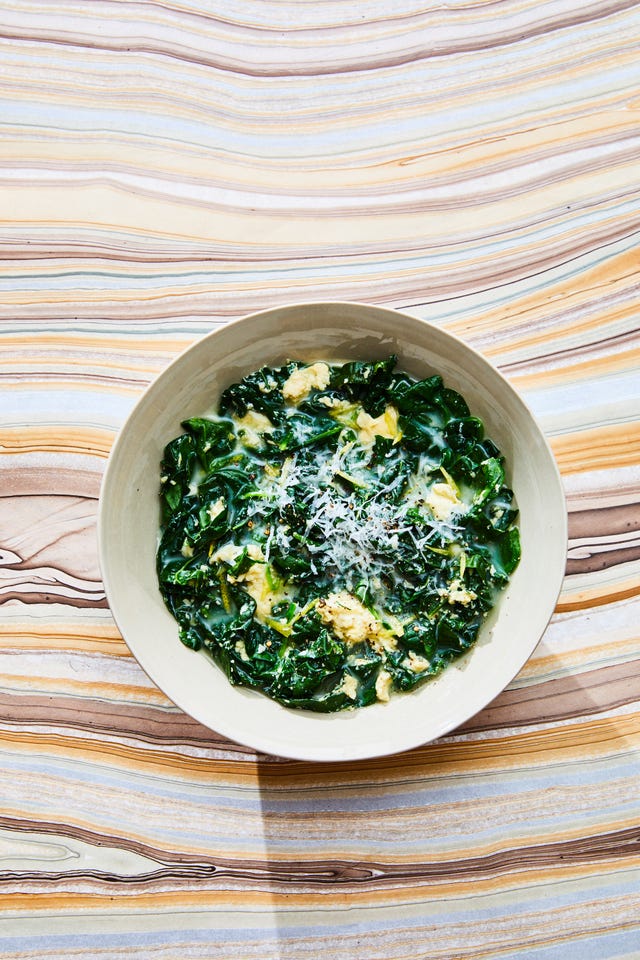 stracciatella soup with kale and spinach