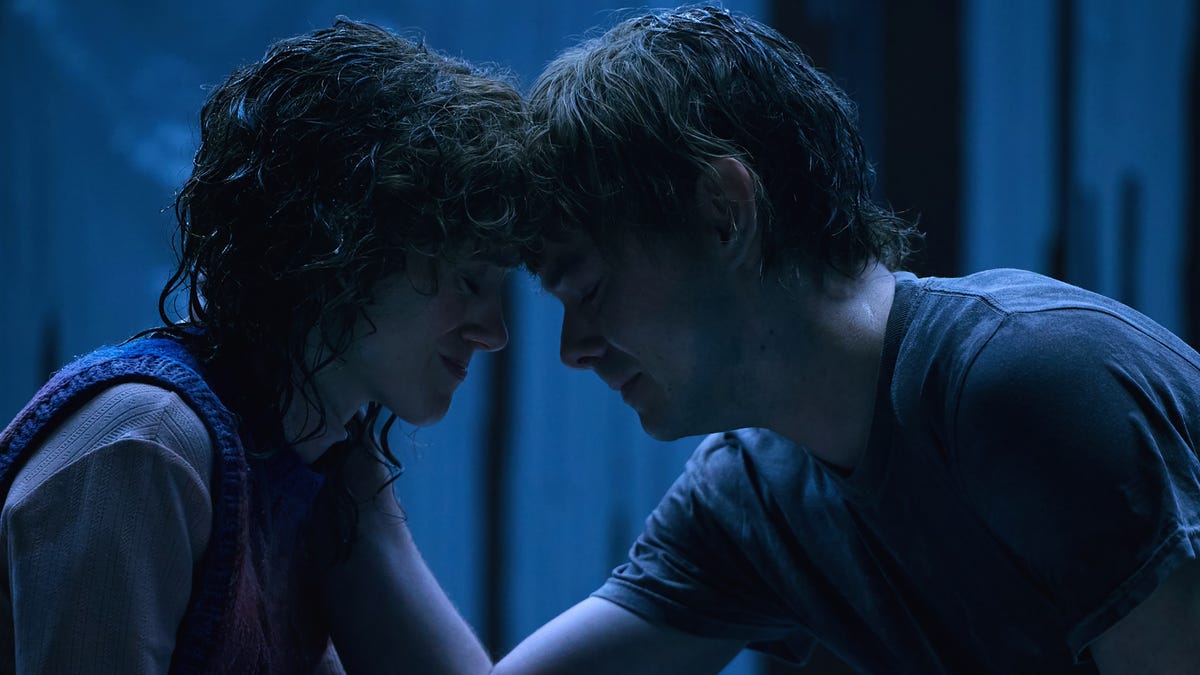 preview for Stranger Things season 5 release date announcement trailer (Netflix)