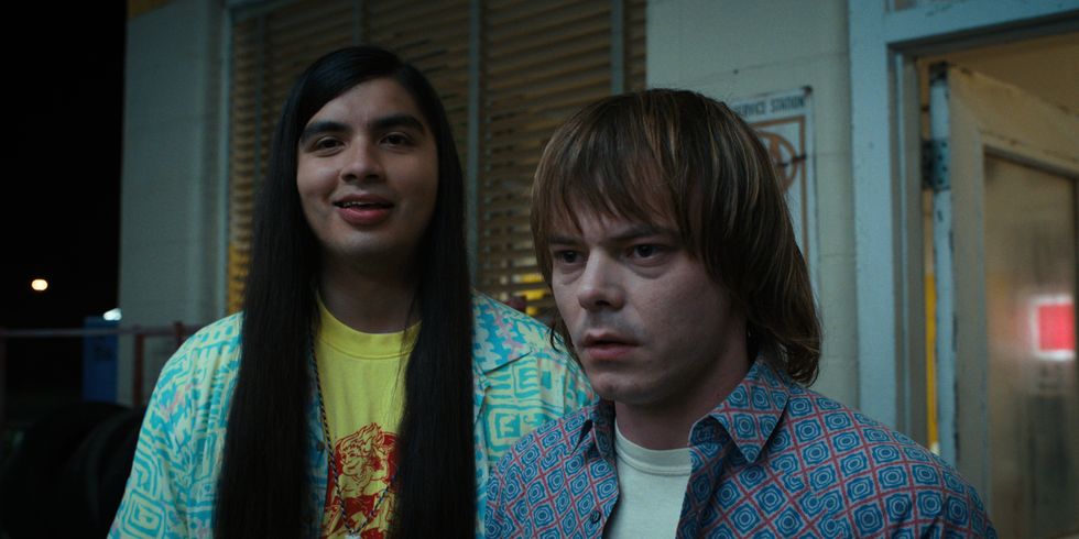 stranger things l to r eduardo franco as argyle and charlie heaton as jonathan byers in stranger things cr courtesy of netflix © 2022