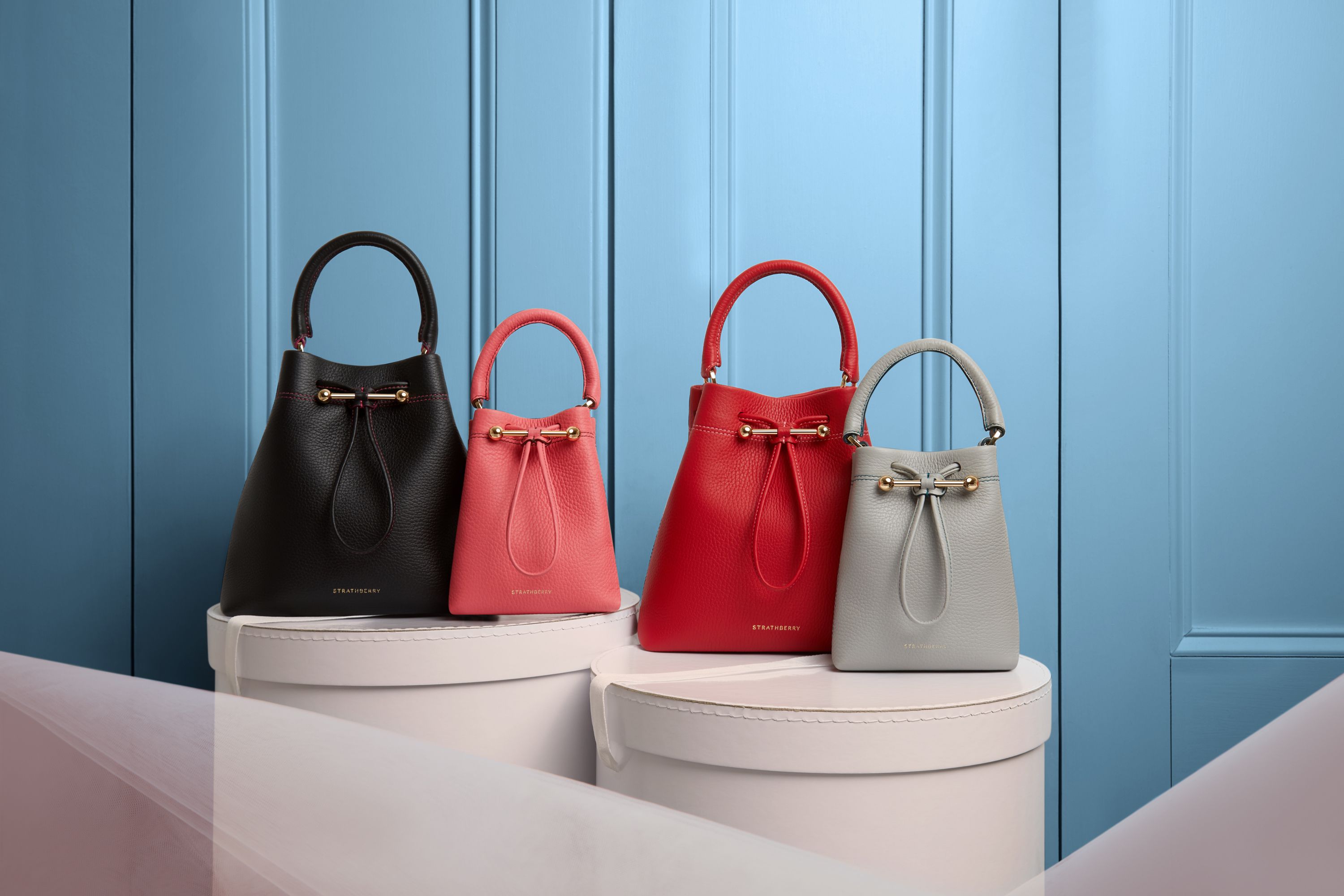 The Many Bags of Sarah Jessica Parker Dior Purse Ideas of Dior Purse #dior  # - Dior Bag - Ideas of Dior Bag #diorba… | Lady dior, Street style bags,  Lady dior bag