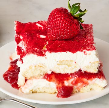 Strawberries & Cream Tiramisu strawberries cream tiramisu