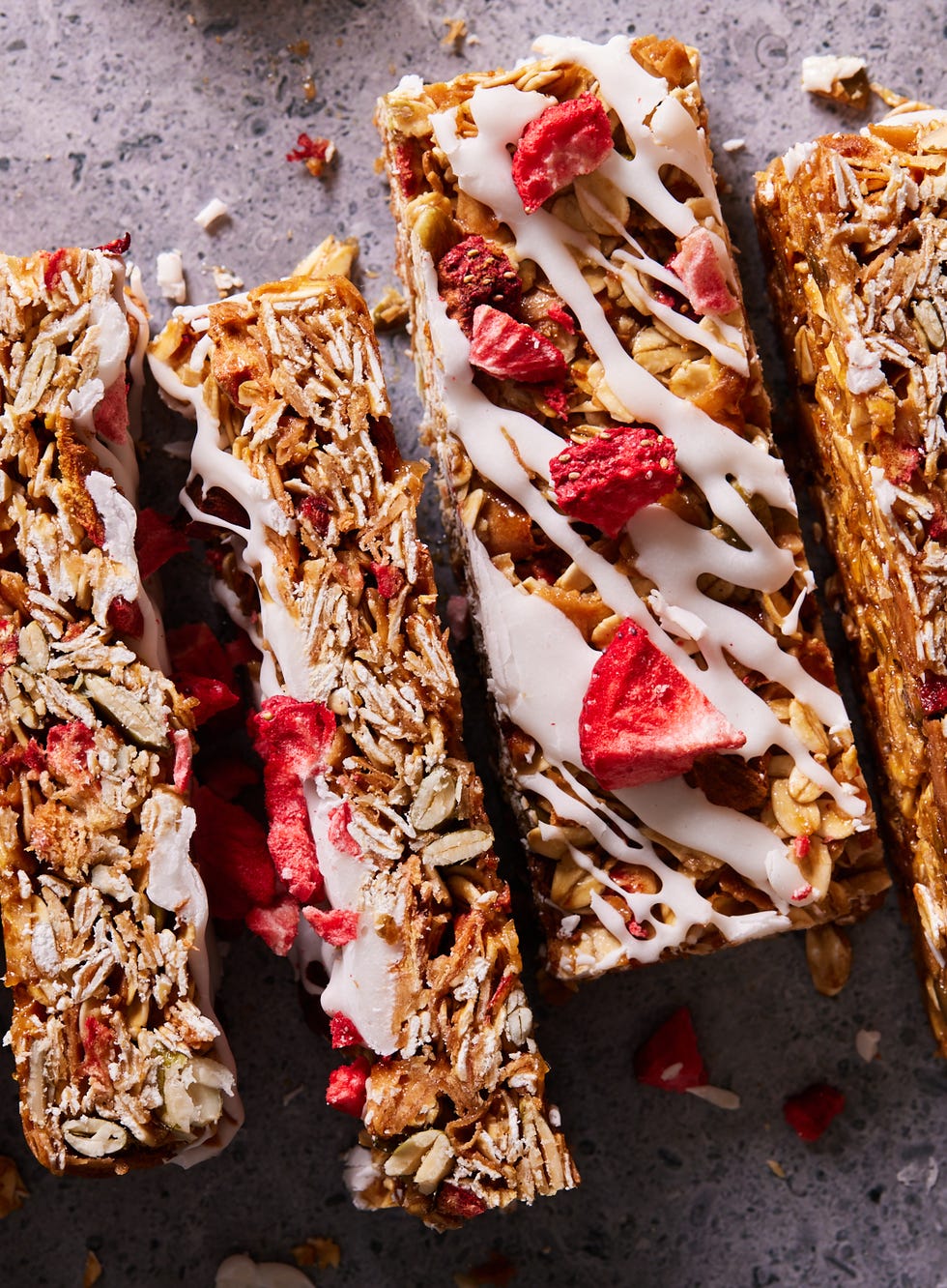 No Bake Strawberry Yogurt Granola Bars