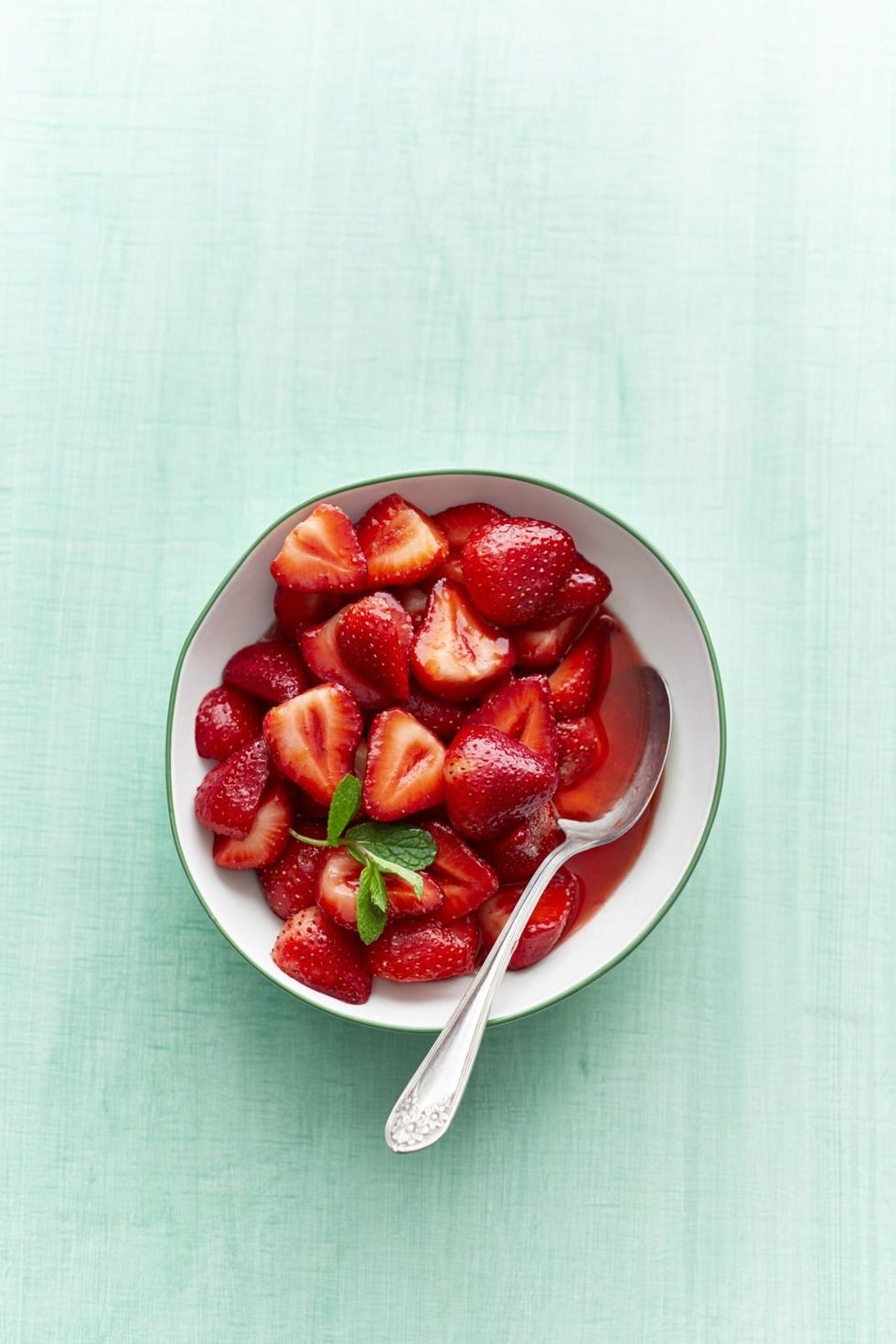 21 Best Strawberry Breakfast Recipes For A Fruity Morning