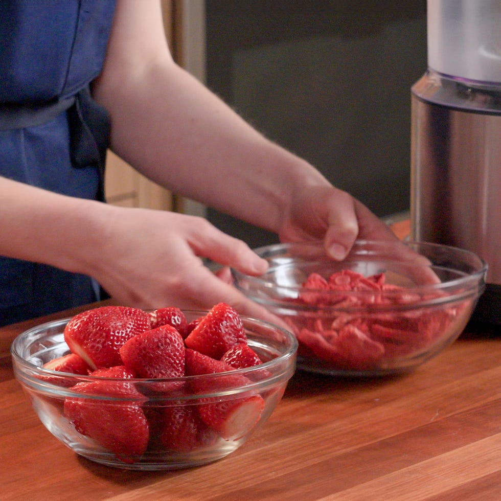 strawberry cake