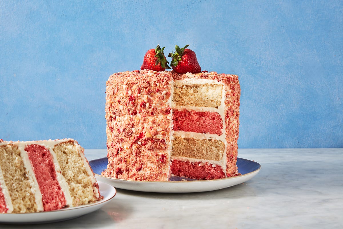 preview for The Inside Of This Strawberry Crunch Cake Will Make You Swoon