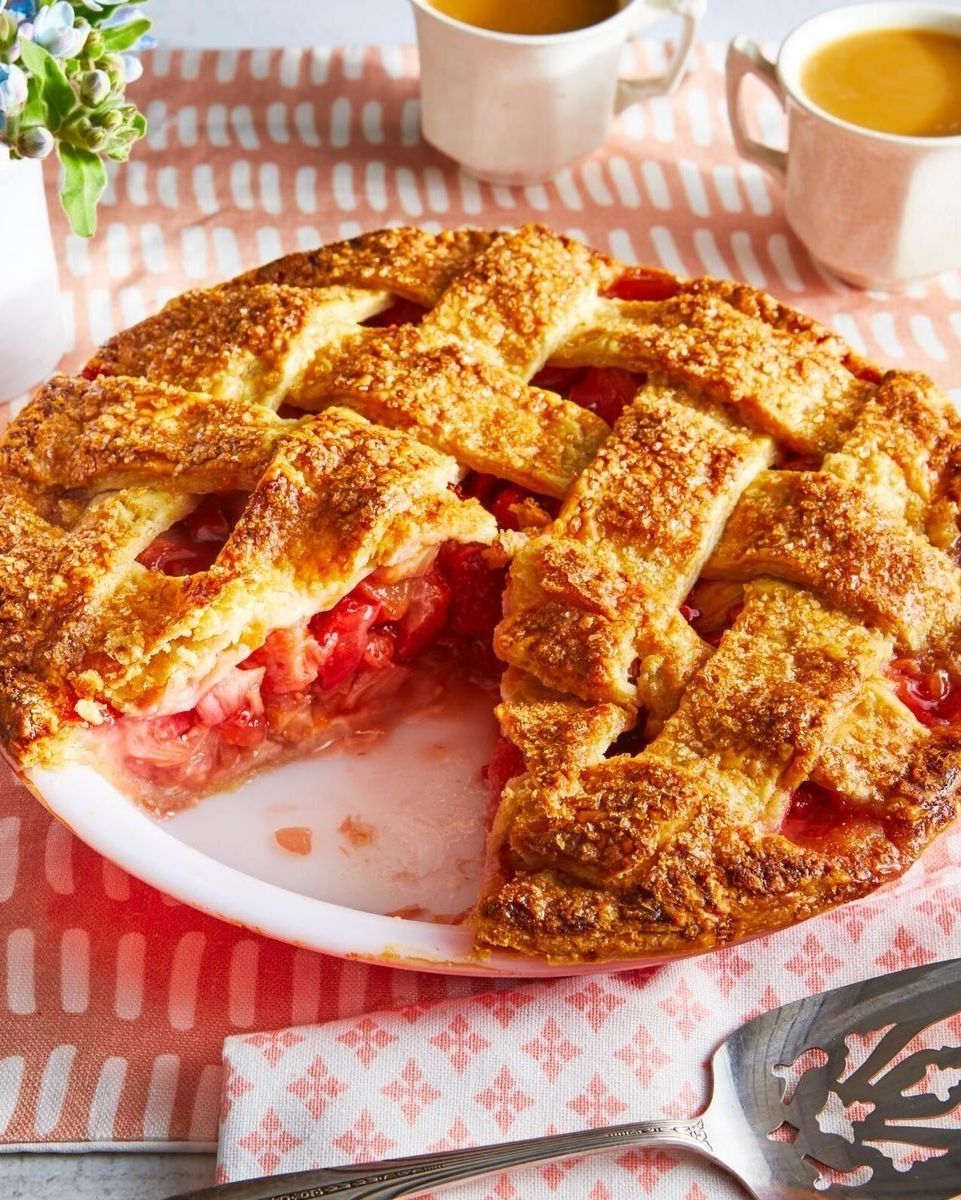 strawberry desserts strawberry rhubarb pie