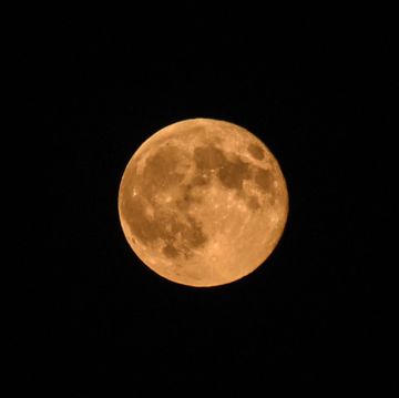 strawberry moon, full moon of june