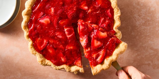 pie crust with a strawberry filling