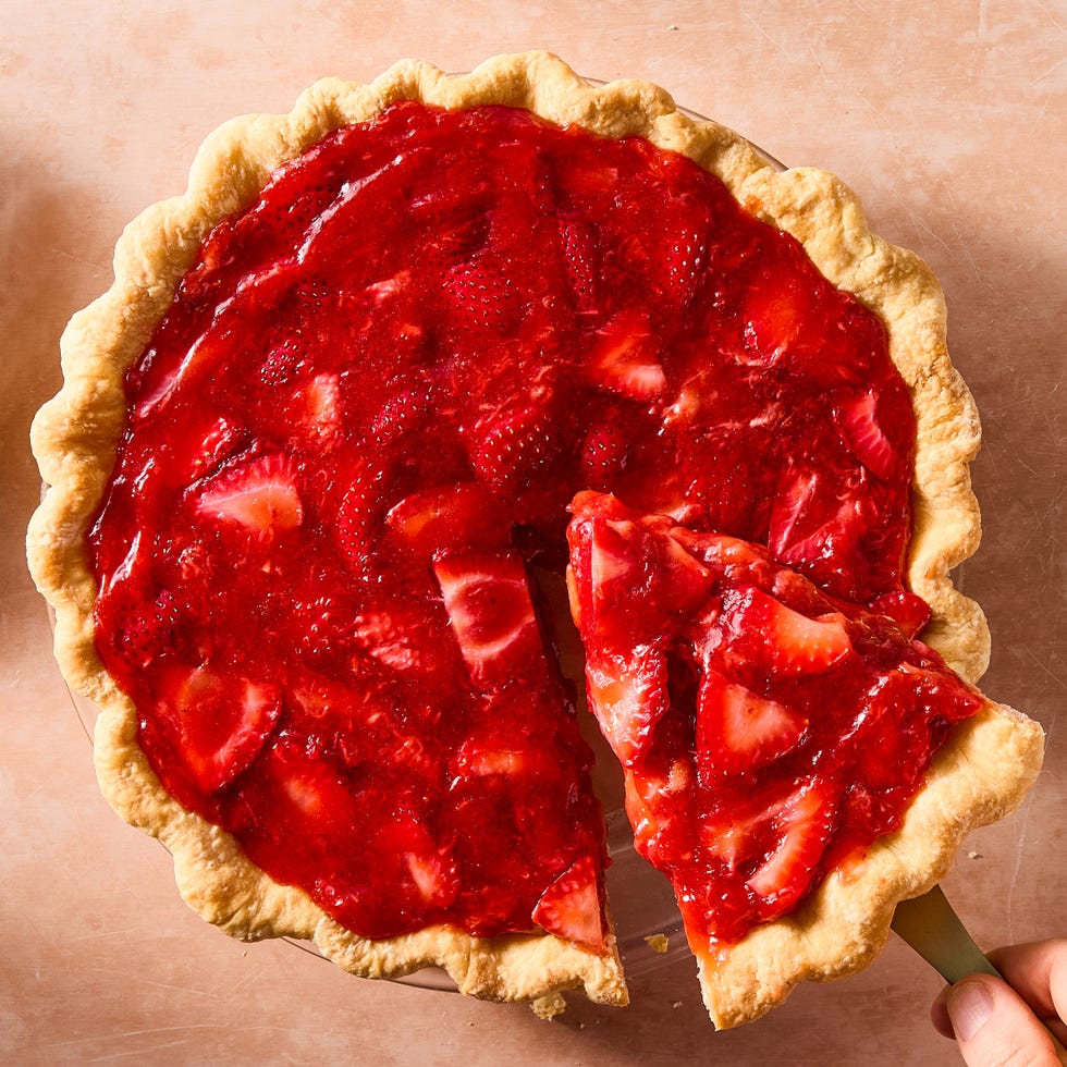 pie crust with a strawberry filling