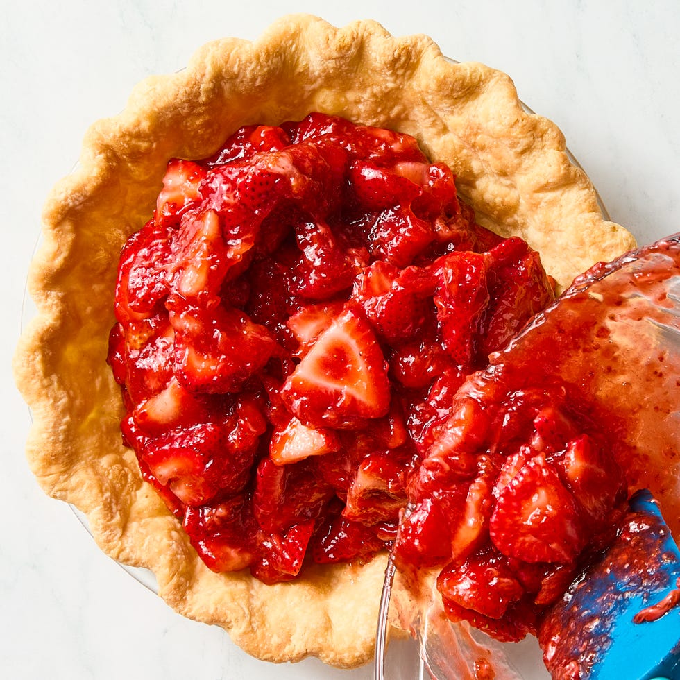 pie crust with a strawberry filling