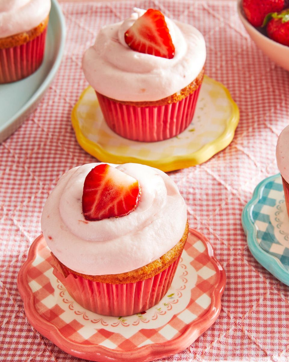 the pioneer woman's strawberry cupcakes recipe