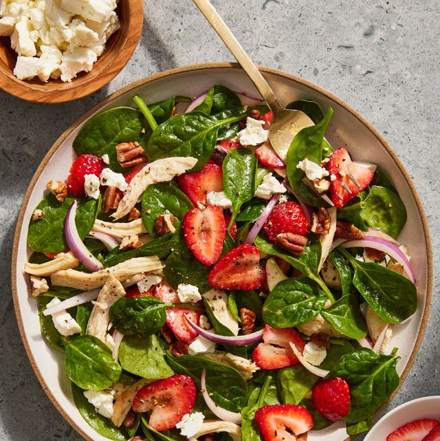 Mixed Greens Strawberry Salad - California Strawberry Commission