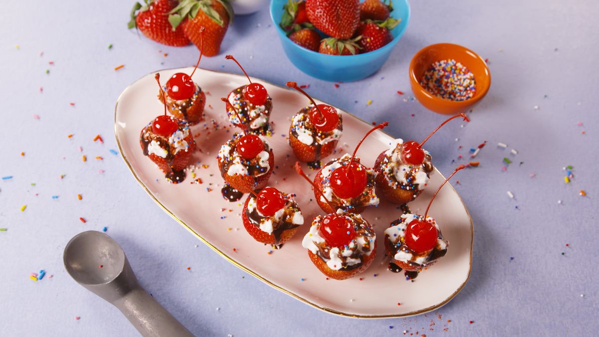 preview for We Can't Get Enough Of These Strawberry Sundae Bites