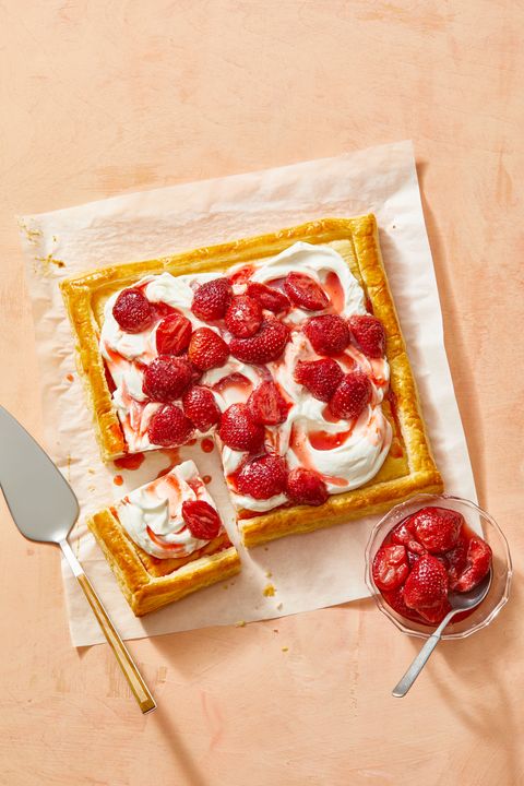 roasted strawberry tart with whipped cream