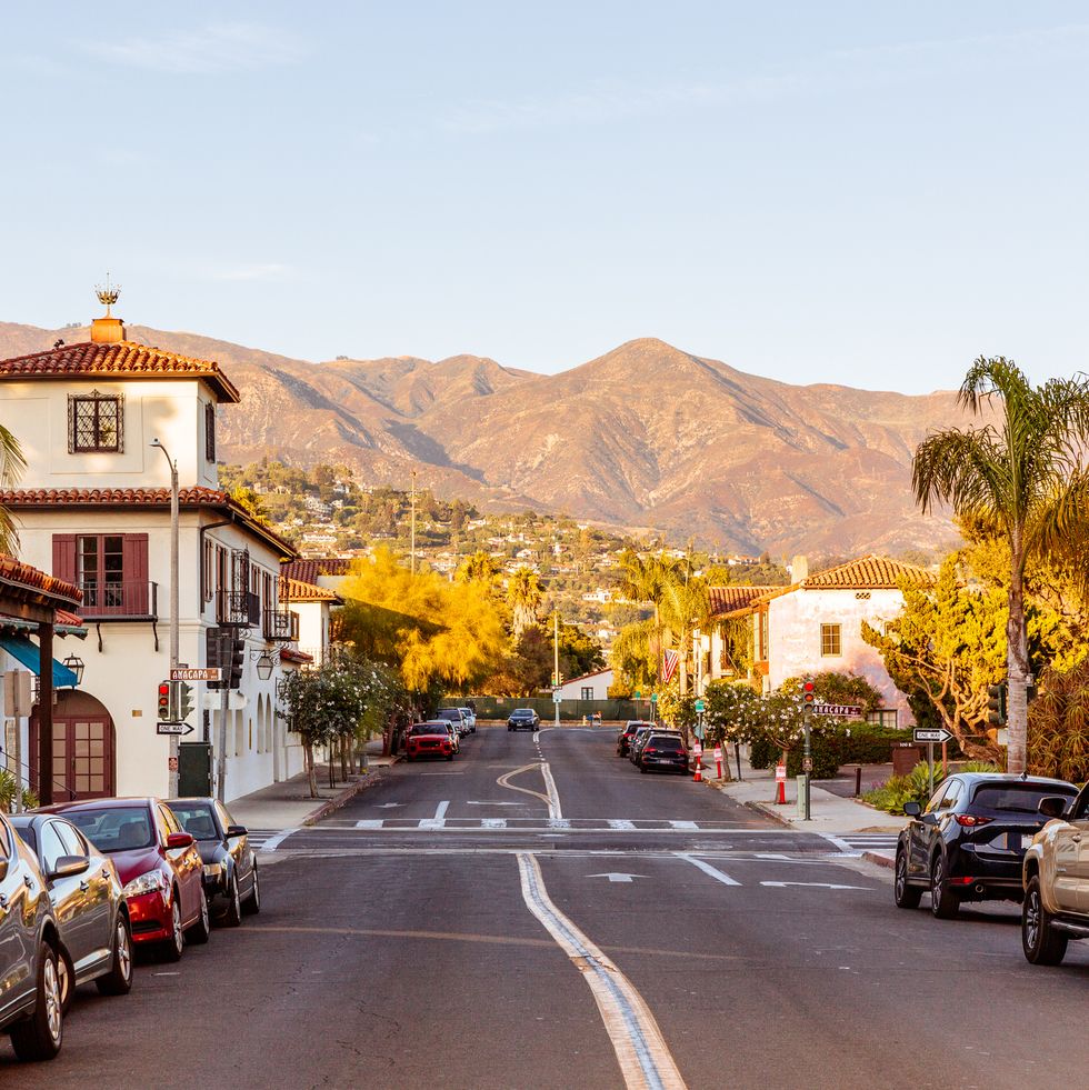 street in santa brabara with mountains in the background, california, usa