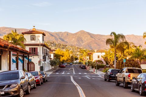 street in santa brabara with mountains in the background, california, usa