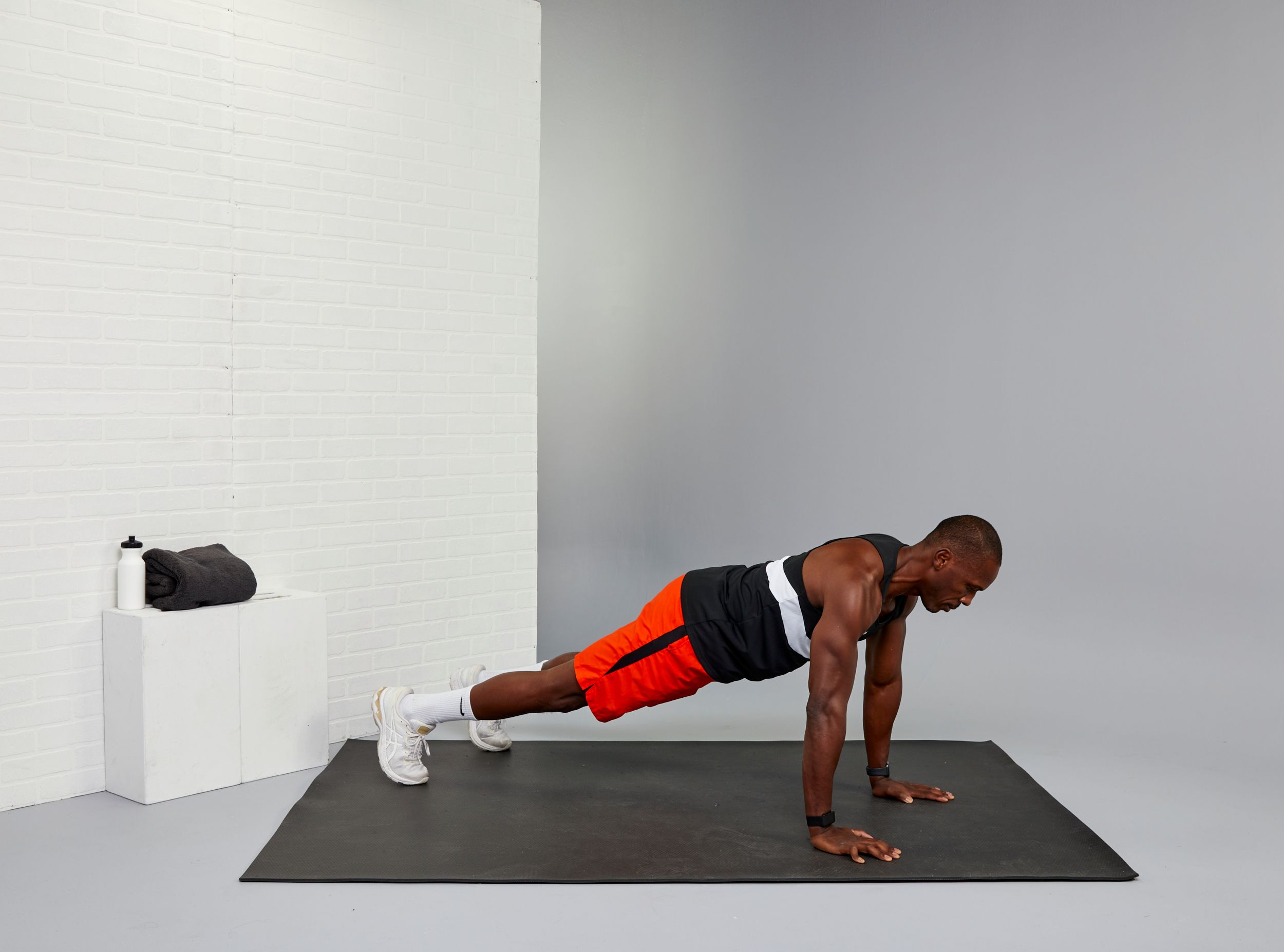 How to Do a Push-Up: Steps, Form Tips, and Variations