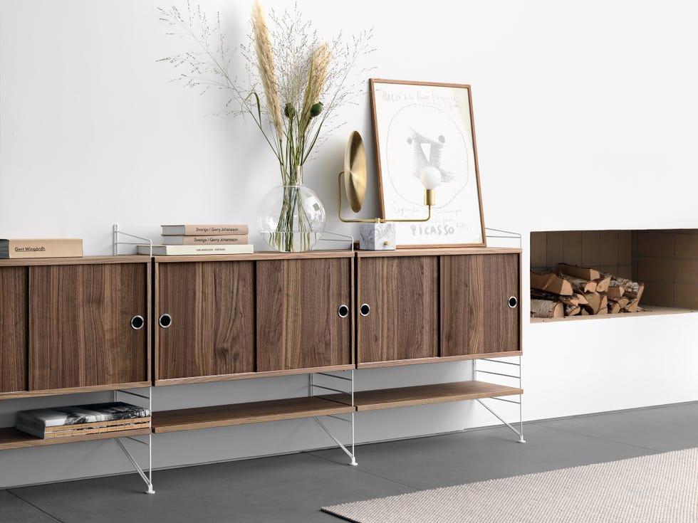 string shelving history