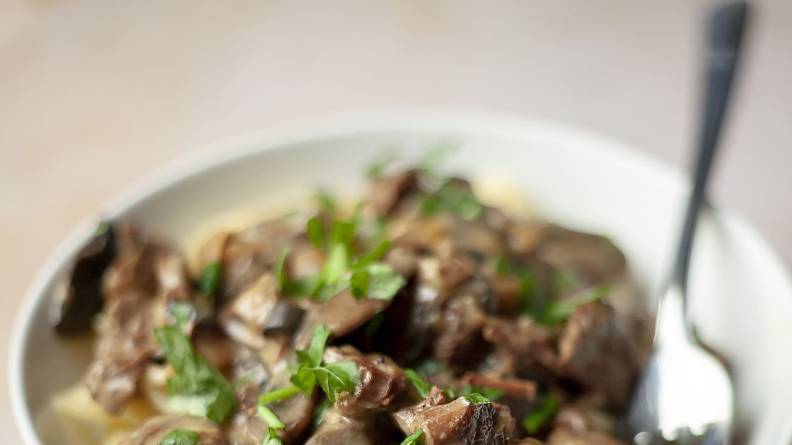 preview for Mustard and peppered beef stroganoff