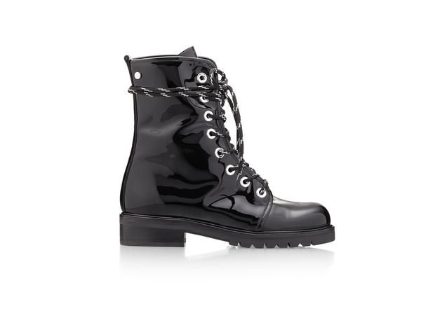 Footwear, Shoe, Boot, Work boots, Hiking boot, Steel-toe boot, Outdoor shoe, Snow boot, Motorcycle boot, 