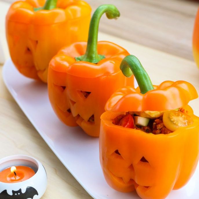 Food, Bell pepper, Vegetable, Bell peppers and chili peppers, Dish, Ingredient, Natural foods, Stuffed peppers, Capsicum, Produce, 