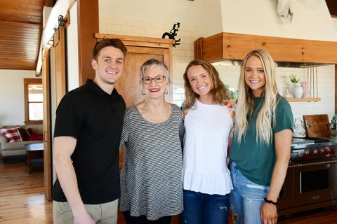 Ree Drummond's Mom Films The Pioneer Woman