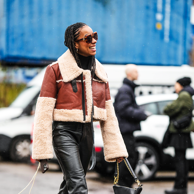How To Wear : A Look With Leather - The Motherchic